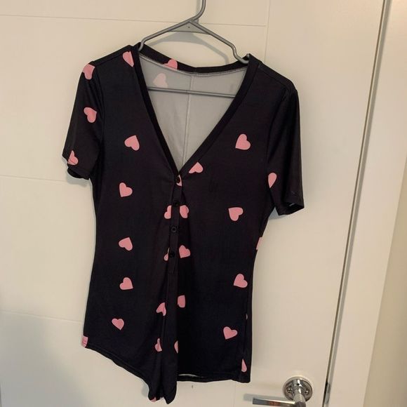 SHEIN Button Front Heart Print Pajama Onesie - Picture 4 of 4